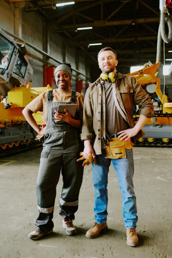 Construction workers discussion